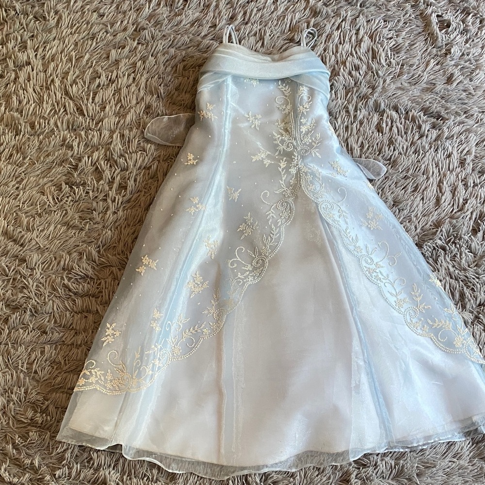 Elegant Snowflake Kids Dress in Blue and White